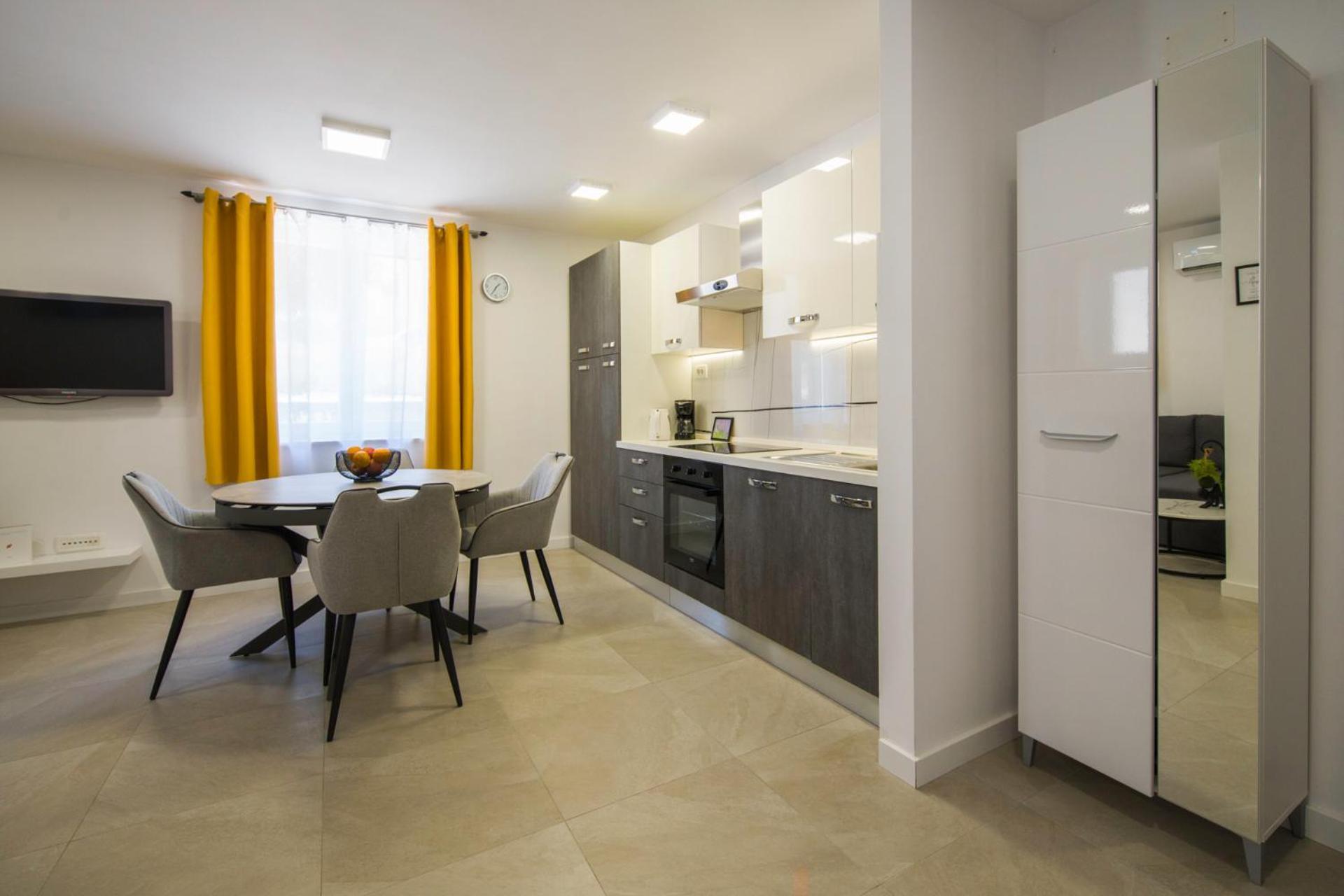 A-More Apartment Split Ngoại thất bức ảnh