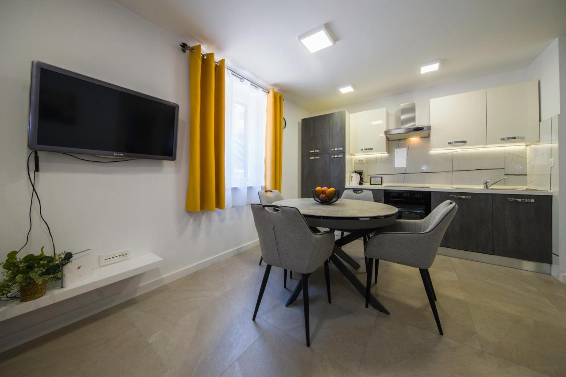 A-More Apartment Split Ngoại thất bức ảnh